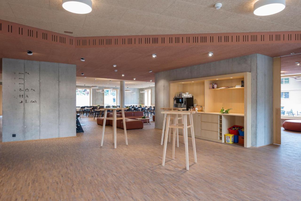 Saanen Gstaad Youth Hostel Luaran gambar