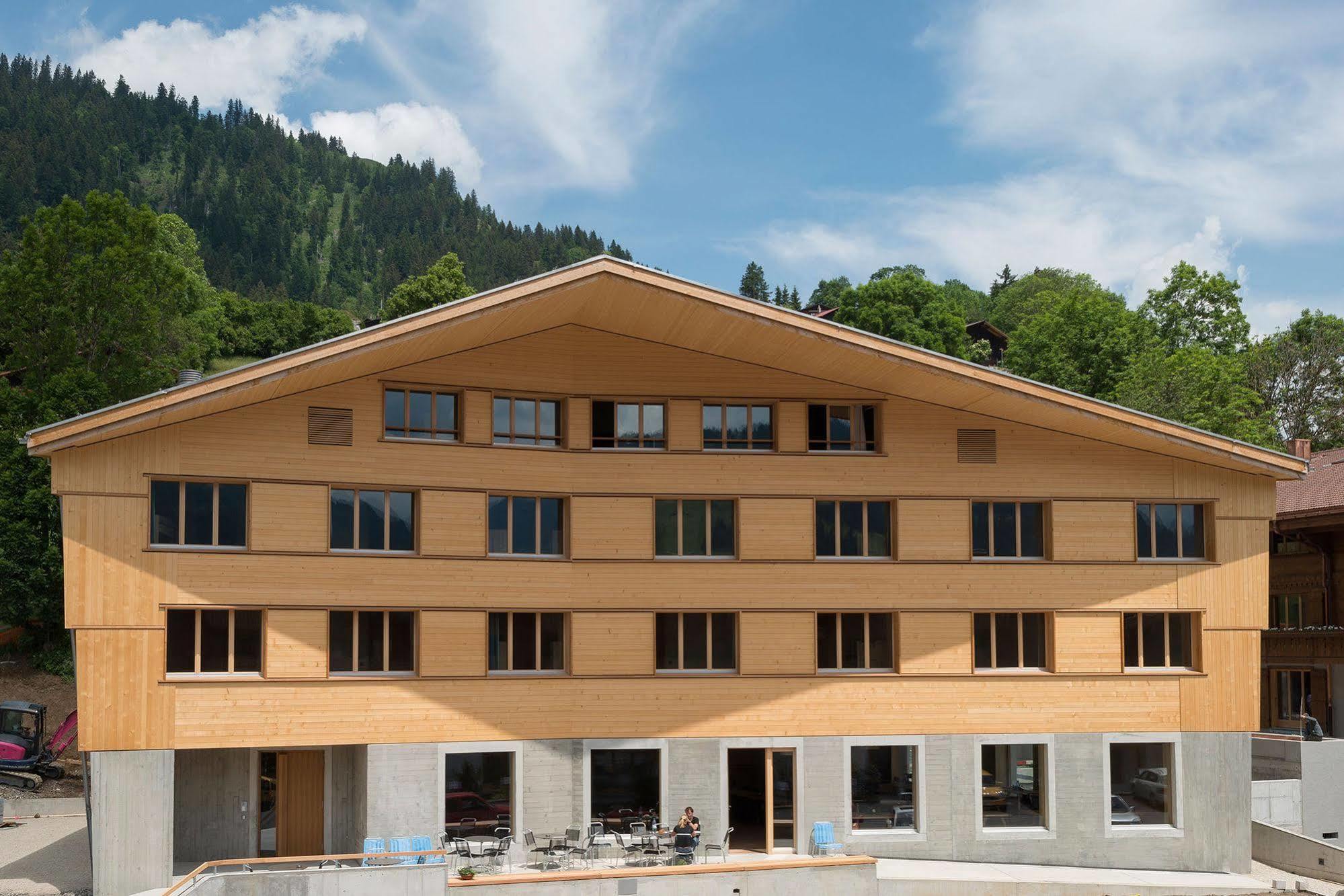 Saanen Gstaad Youth Hostel Luaran gambar
