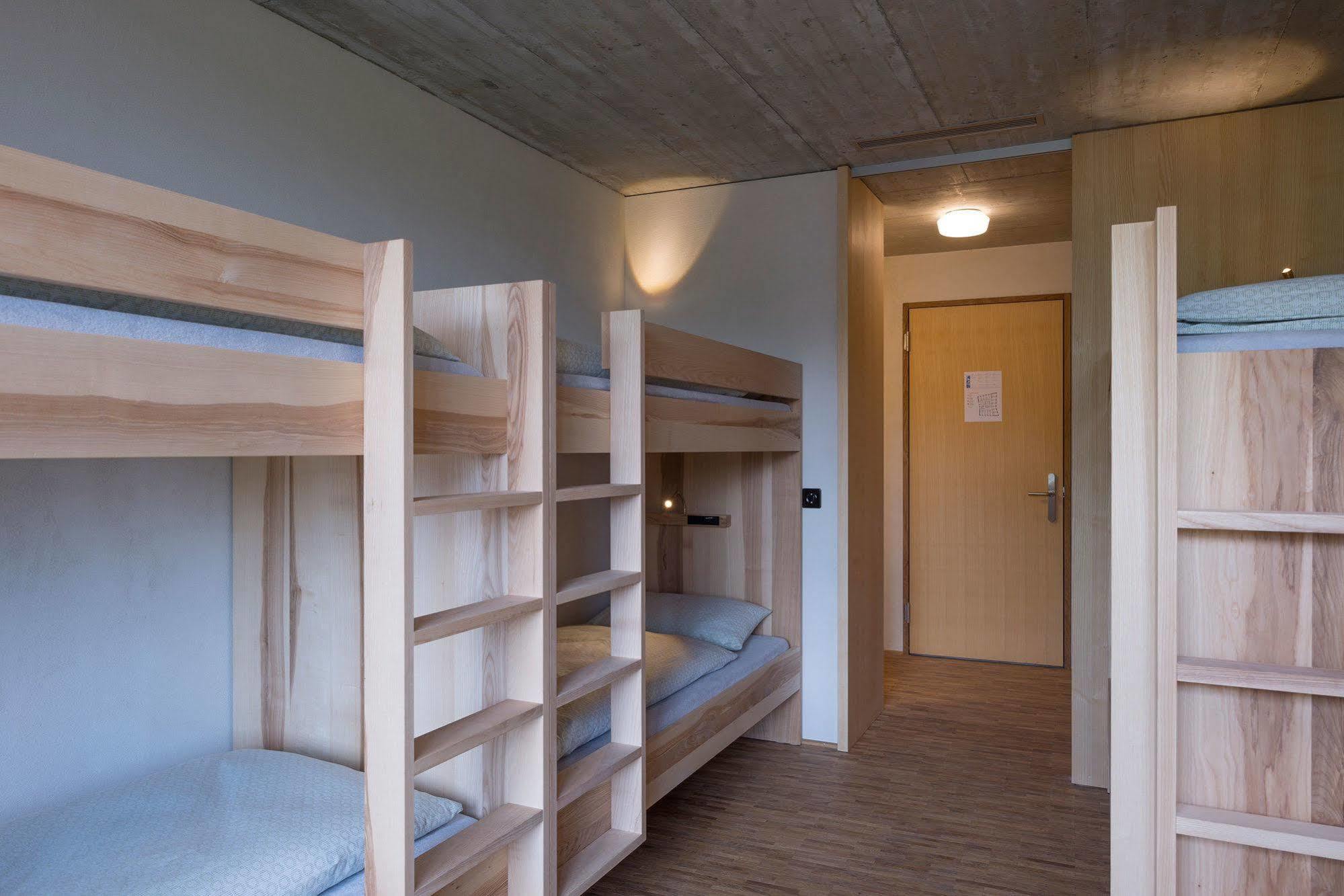Saanen Gstaad Youth Hostel Luaran gambar