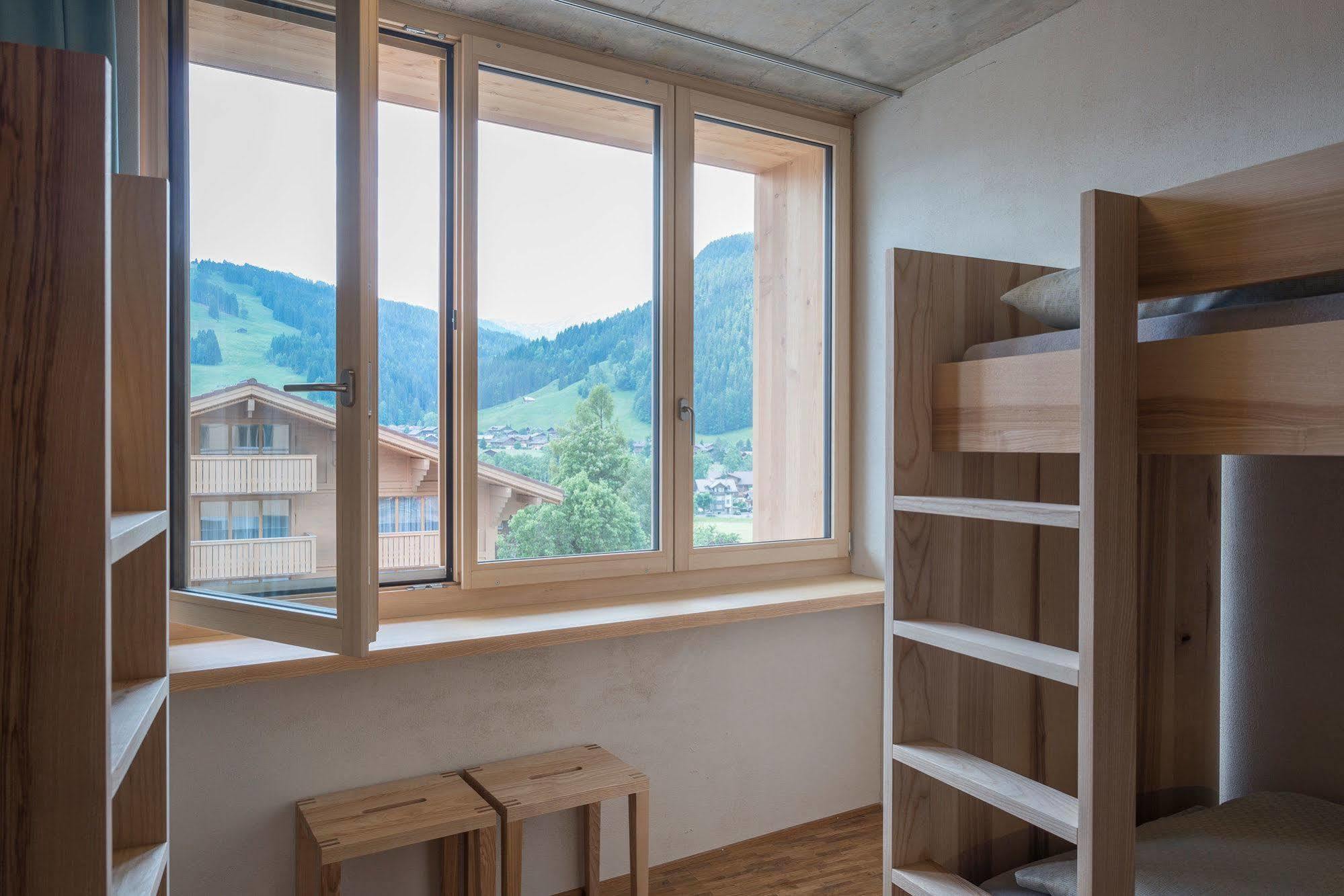 Saanen Gstaad Youth Hostel Luaran gambar