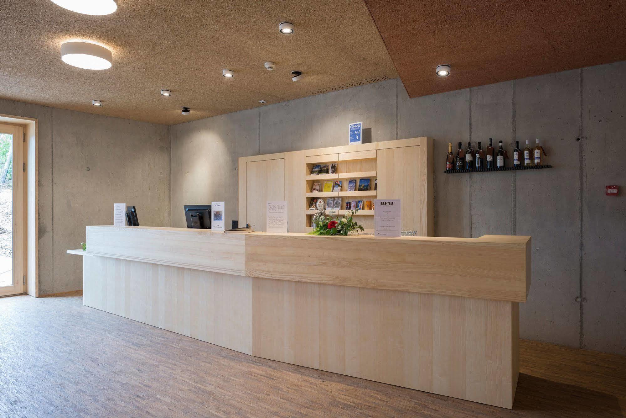 Saanen Gstaad Youth Hostel Luaran gambar