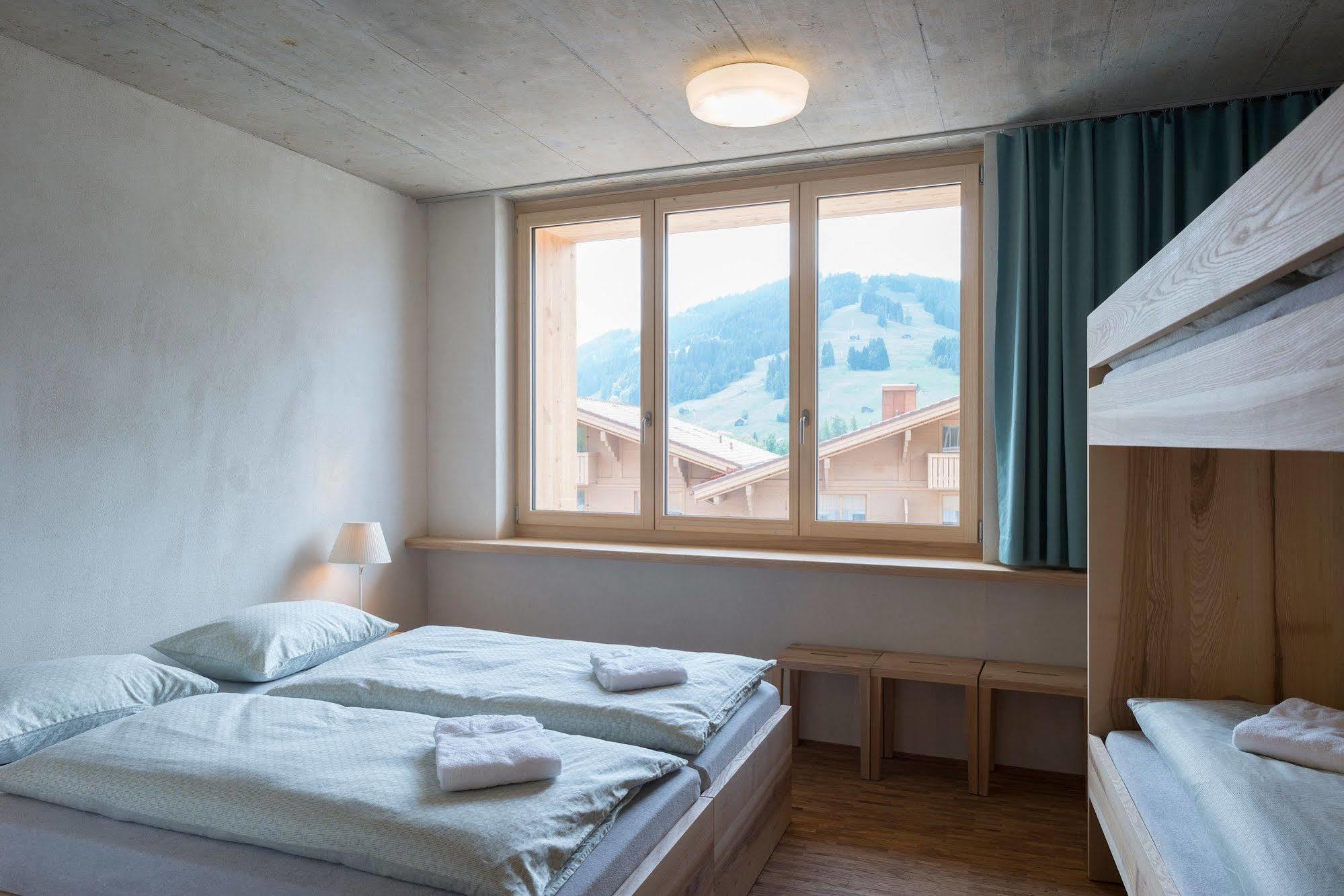 Saanen Gstaad Youth Hostel Luaran gambar