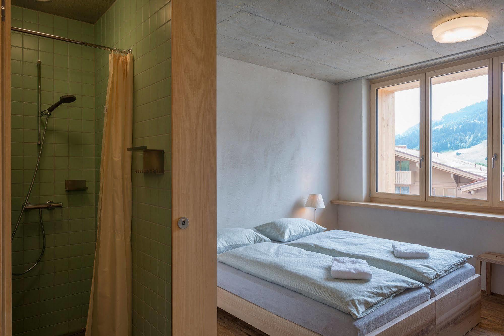 Saanen Gstaad Youth Hostel Luaran gambar