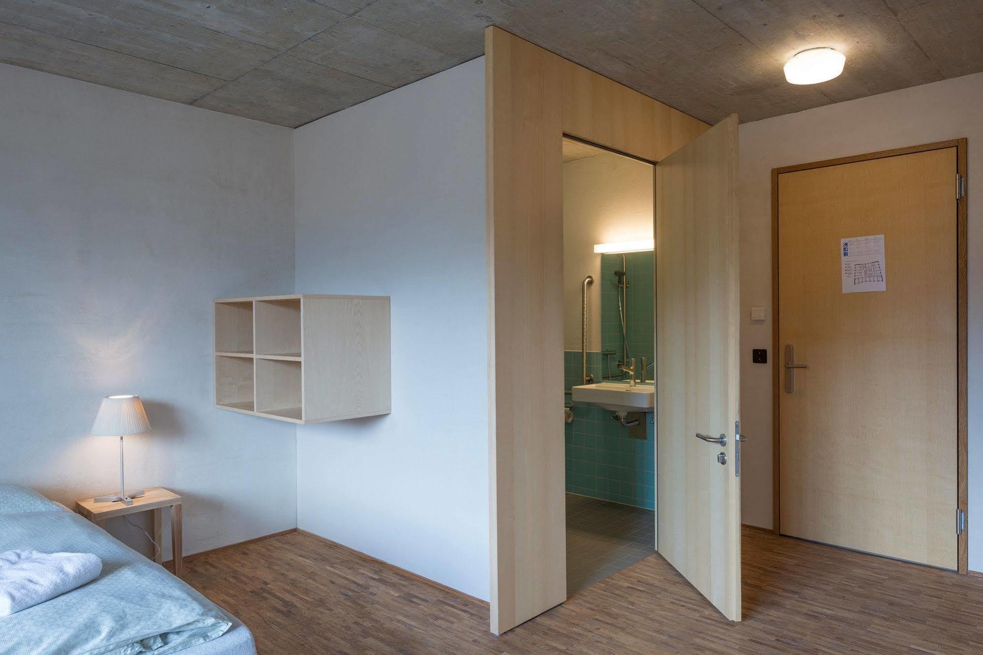 Saanen Gstaad Youth Hostel Luaran gambar